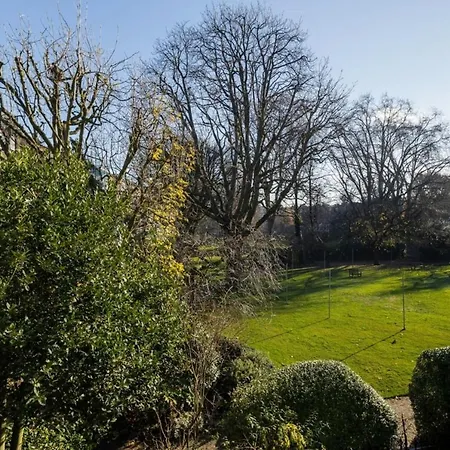 Elegant Earl'S Court 2 Bedroom Flat Just 4 Minutes From Tube